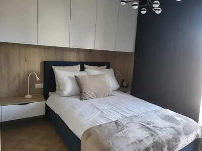 Pierwszy najem! 3 pokoje, łazienka z WC + druga osobna toaleta, osobna pralnia, 2 balkony, hala garażowa w cenie!! - miniatura 4
