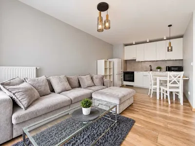 Wynajmę Umeblowane Mieszkanie 4 pokoje, 3 sypialnie, 2 łazienki, kuchnia, balkon + garaż – Habicha 11 Ursus