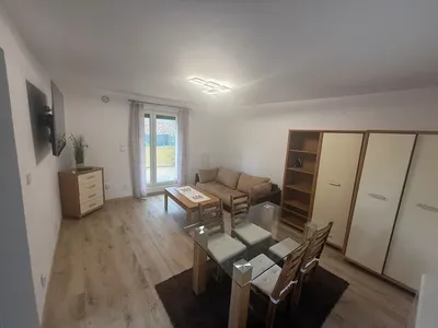 Wynajmę bezczynszową kawalerkę na Świerczewie - miniatura 3