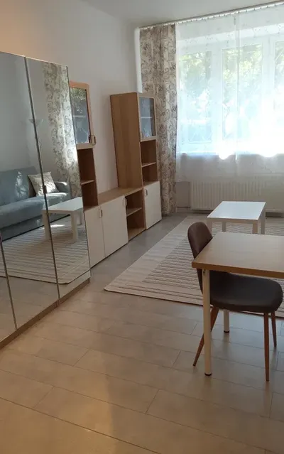 Kawalerka Ochota Pl. Narutowicza bezpośrednio od zaraz - miniatura 2