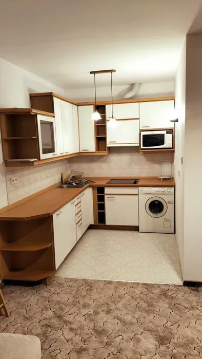 Mieszkanie 30 m2 przy Pl. Szembeka - miniatura 2