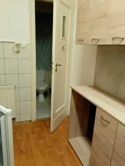 Pięciopokojowe mieszkanie w Krakowie Śródmieściu, blisko Rynku Głównego - miniatura 2