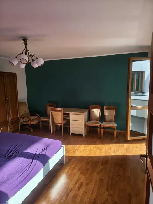 pokój z balkonem w 2 pok. mieszkaniu blisko UM przy ul. Północna/ul.Prusa - 1/4