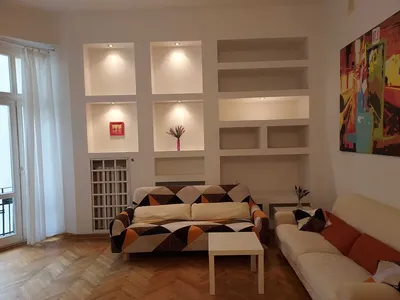 Hoża, bezpośr, 2pok.w kamienicy/ 2 rooms in the heart of Warsaw!