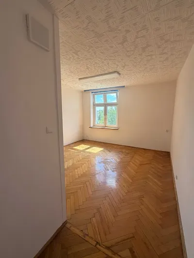 Mieszkanie do wynajęcia Kraków ścisłe Centrum od zaraz Bez czynszu administracyjnego! - miniatura 4