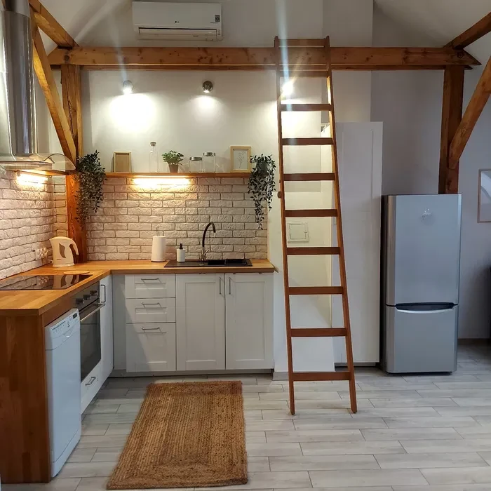 Mieszkanie do wynajęcia : salon z kuchnią +2 pokoje Rynek Kosciuszki - 1/6