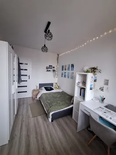 Wynajmę pokój z balkonem blisko centrum - miniatura 4