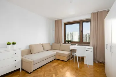 BIELANY – śliczny pokój, ul. Renesansowa 15