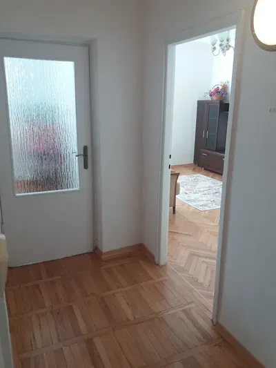 Do wynajęcia pokój w dwupokojowym mieszkaniu M3 całe mieszkanie dla 2 najemców - został 1 pokój - miniatura 5