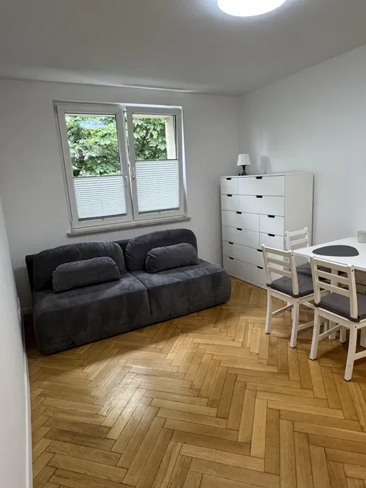 Przytulna kawalerka 30 m² z balkonem - 1/5