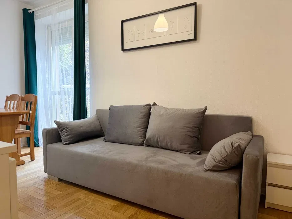 Wynajmę 2 pokoje + salon w Gdyni przy ul. Korczaka 16 - 1/8