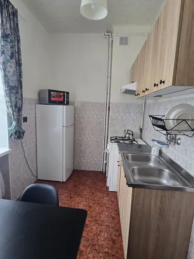 Pl.konstytucji 2 pokoje bezpośrednio - miniatura 4