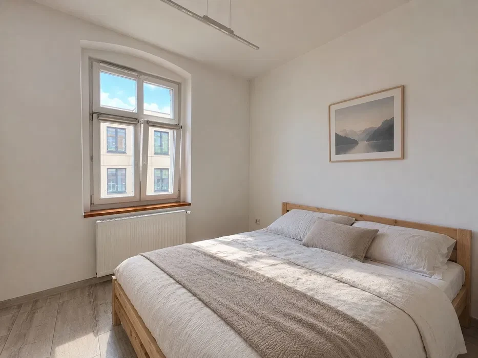Wojewódzka 7 | Ścisłe centrum | CO miejskie | Po remoncie | 2700 zł + prąd - 1/8