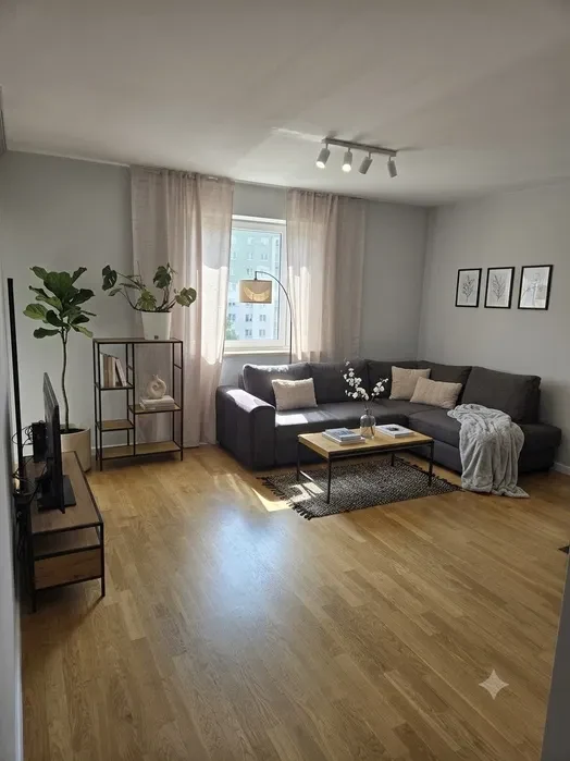 Komfortowe mieszkanie ze świetną lokalizacją - 1/8