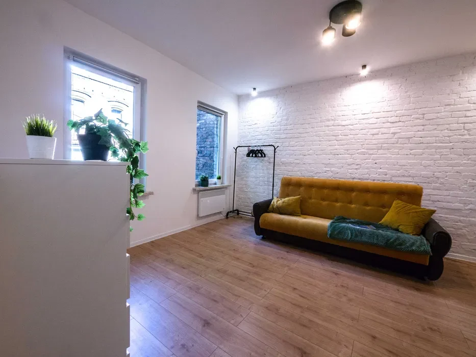 Kawalerka 26 m² w Katowicach – Załęże | parking | 1000 zł - 1/8