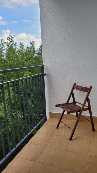 Bezpośrednio wynajmę 2 pokojowe w super lokalizacji - 1/8