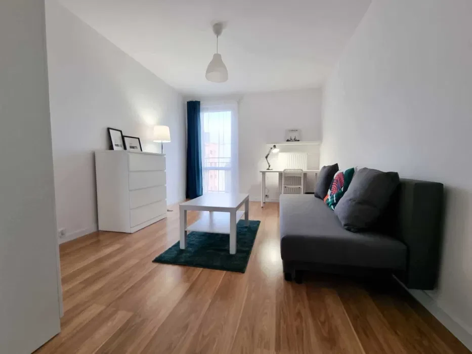 Rezerwacja! Duży pokój ~12m² z balkonem dostępny od zaraz. | Tysiąclecie (przy UJD / PCz) | Po remoncie! - 1/6