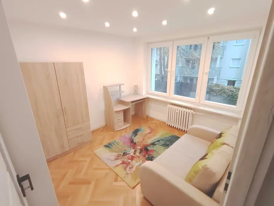 Mieszkanie 5 pokojowe, 2 pokoje dostępne blisko SKM, Gdańsk Wrzeszcz/ WI-FI - 1/5