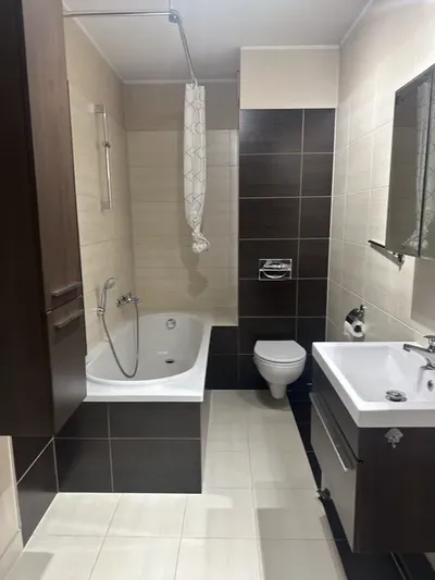Mieszkanie na wynajem w centrum Jeżyc z tarasem - miniatura 4