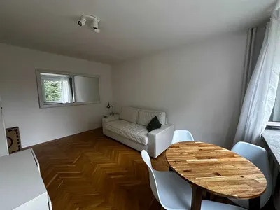 Słoneczne, 3-pokojowe mieszkanie na Starym Mokotowie | 5 min do Metro Racławicka | Balkon & Zielen - miniatura 2