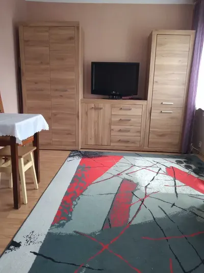 Do wynajęcia bez pośredników garsoniera w Krakowie ul. Ułanów, Ugorek