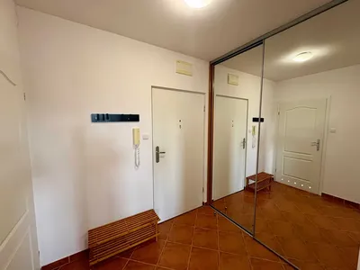 Przestronna kawalerka z balkonem na wynajem - ul. Karpia 11, Naramowice - miniatura 5