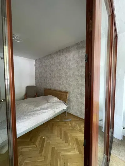 Bezposrednio 55 m2 Saska Kępa, 2p, kamienica, Solid S., loggia, faktura - miniatura 5