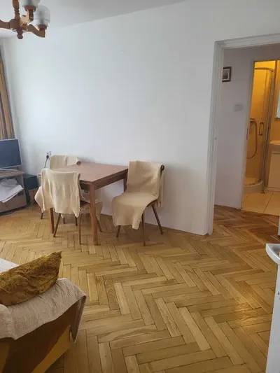 Wynajme dwupokojowe mieszkanie Saska Kępa - miniatura 3