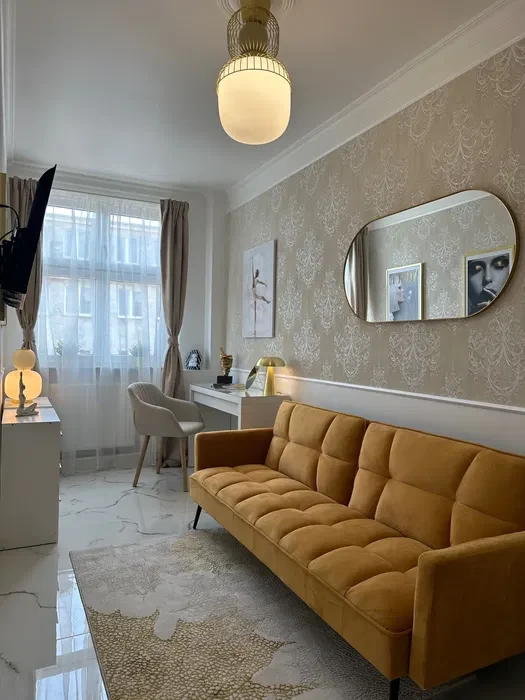 Piękny pokój w Centrum Gdyni czeka na Ciebie (stałe opłaty) - 1/8