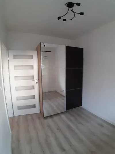 Mieszkanie 2 pok. Garaż 31m2 Praga Przeworska - miniatura 3