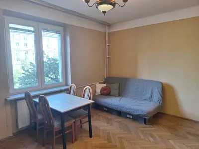 Duża, otoczona zielenią i doskonale skomunikowana kawalerka na Muranowie, blisko centrum i Starego Miasta - miniatura 2