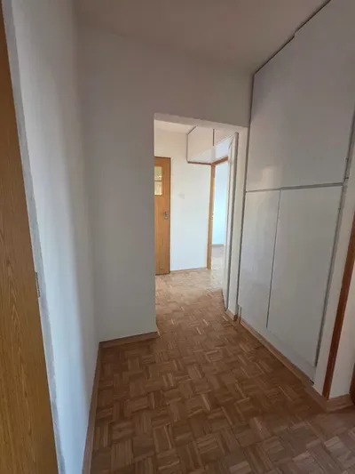 Wynajmę mieszkanie Warszawa Chomiczówka - miniatura 2