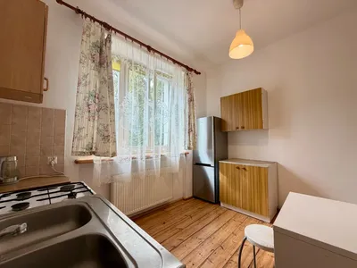 Przestronna kawalerka 40 m² | Oddzielna kuchnia | Bezpłatny strefa parkowania - miniatura 4