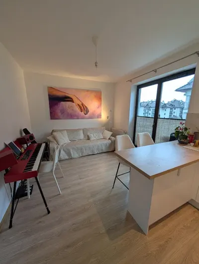 Przytulne mieszkanie 35 m² z balkonem i miejscem postojowym