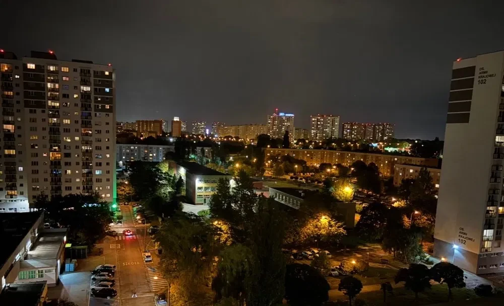 ARMII KRAJOWEJ 105- balkon, rzeka, siłownia na powietrzu, sklep - 1/7