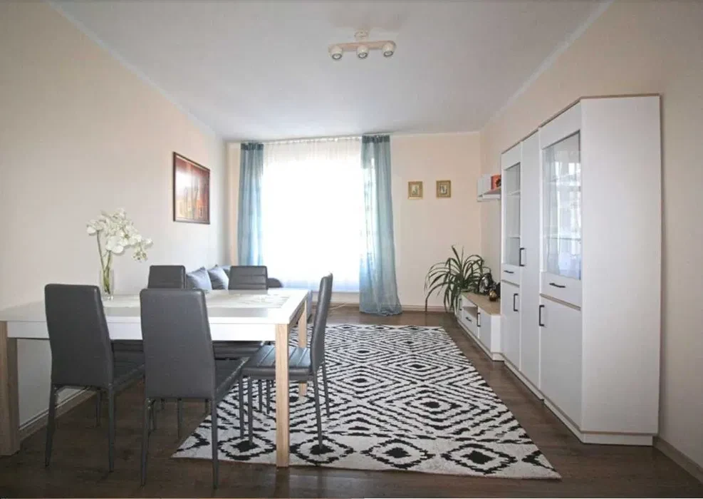 Duże 2 pokojowe mieszkanie w centrum Gdyni - 1/6