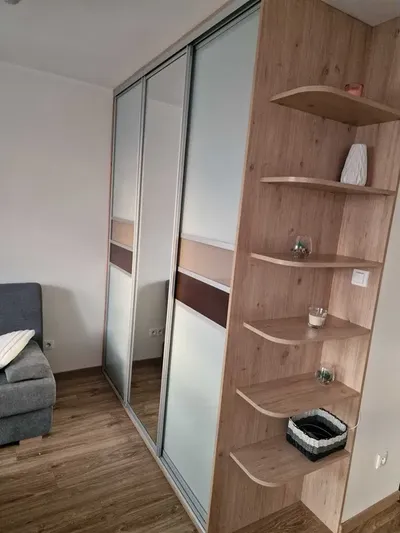 Wynajmę piękną, jasną kawalerkę 31m2 na Bródnie (ul. Turmoncka) - miniatura 5