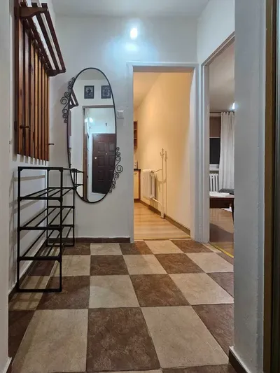 Pokój z sypialnią, osobna kuchnia, łazienka, balkon, 28m2, Mistrzejowice/os. Piastów, świeżo odmalowane, łatwy dojazd do centrum, niedaleko park - miniatura 5
