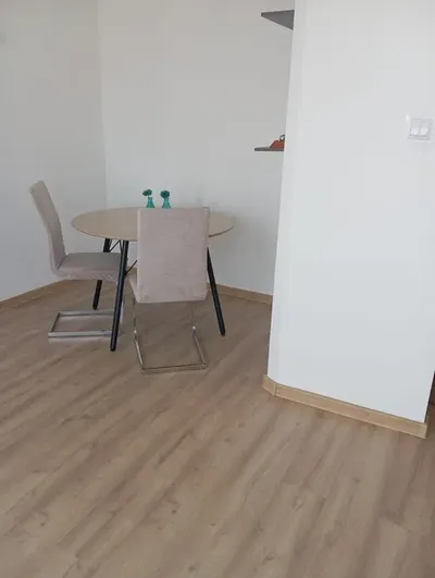 Kawalerka wynajem 31m2 osiedle słoneczne - miniatura 3