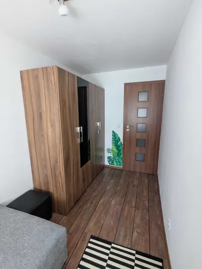 Jednoosobowy pokój w samodzielnym mieszkaniu przy ul. Ofiar Katynia - miniatura 3
