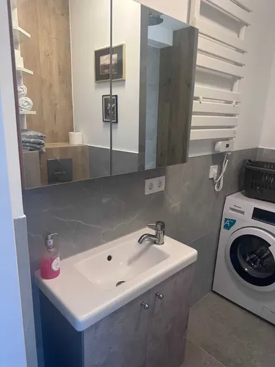 CENTRUM KRAKOWA | mieszkanie 45 m² 3 pokoje Balkon komorka lokatorska Wilenska 7D - miniatura 5