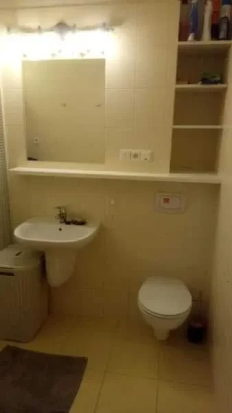 Wynajmę mieszkanie 2 pokojowe 3500 tys. bez dodatkowych opłat KRK Bronowice - 1/8