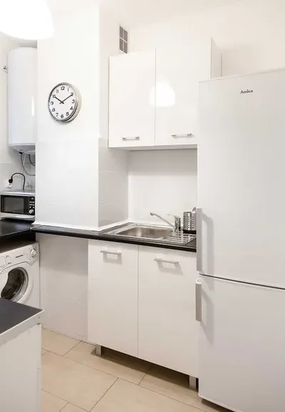 Fajny pokój Sokolska/Grażyńskiego CENTRUM przy UŚ Spodek DTŚ WSTI PKP - miniatura 5