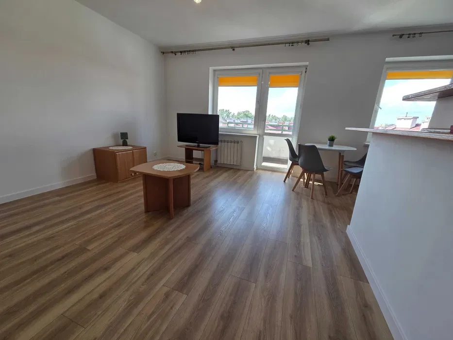 ul. Podłęska | 41,11 m2 | Salon z aneksem kuchennym + Garderoba + Balkon - 1/5