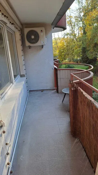 3 pokoje po remoncie z widokiem na park, klimatyzacja, duzy balkon, 1 pietro budynek 4 pietrowy, zmywarka, swietna lokalizacja, nieumeblowane - miniatura 5