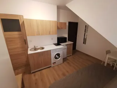 BEZPOŚREDNIO Winogrady ,Brak czynszu Administr, Internet-WiFi Gratis - miniatura 4