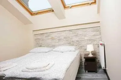 Do wynajęcia od zaraz 1 sypialnia + salon z aneksem + antresola; Garncarska 8; Zapraszam - miniatura 2