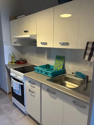 Wynajmę pokoje dla studentek - miniatura 3