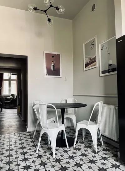 Pokoj 1 os, wysoki standard w swietnej lokalizacji - miniatura 2