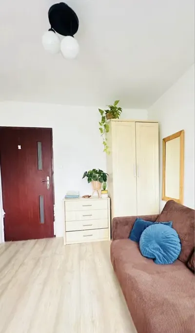 Pokój jednoosobowy - miniatura 3